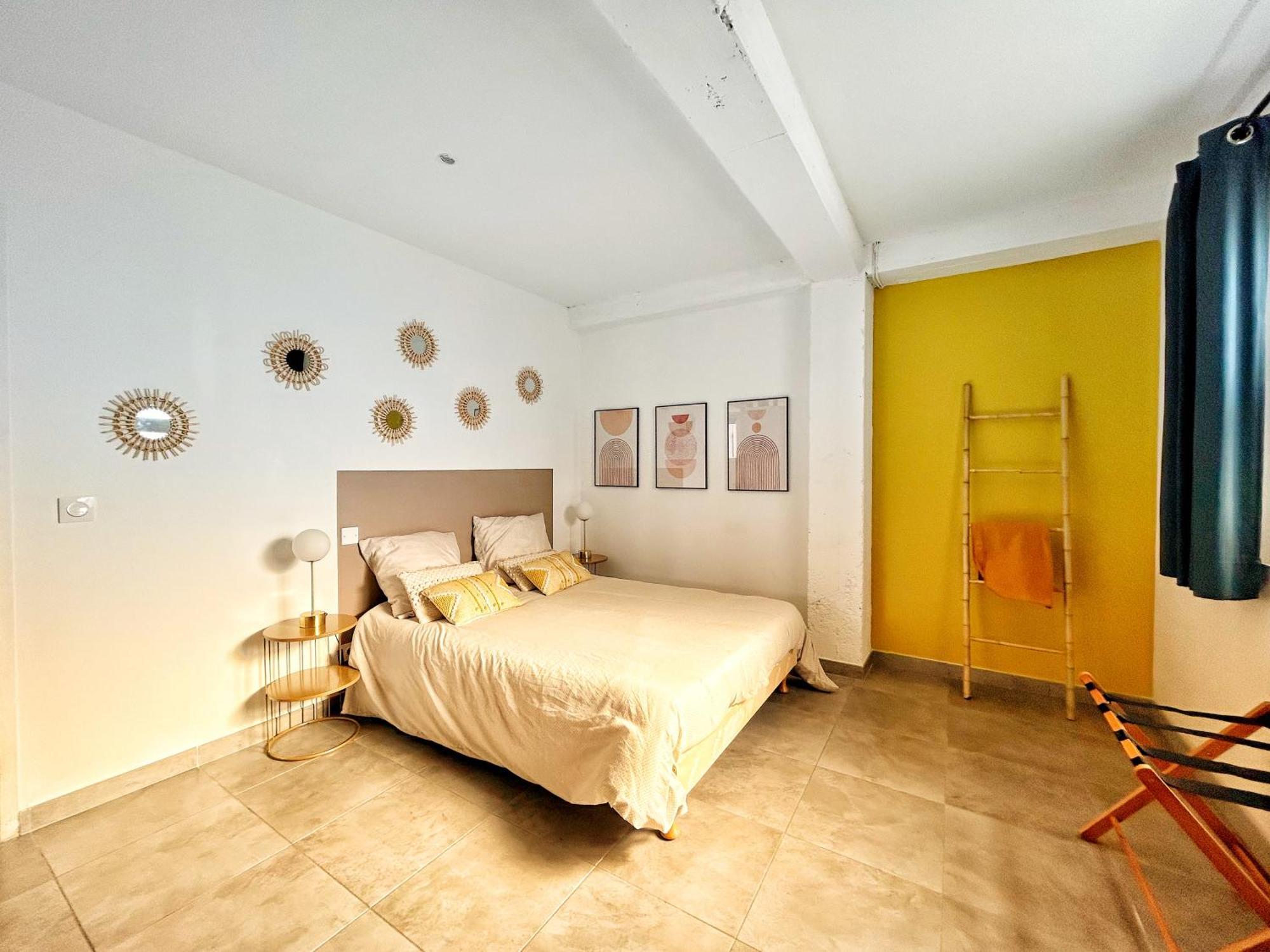 Apartment Doux Rouinet Cocoon Fourques (Gard)